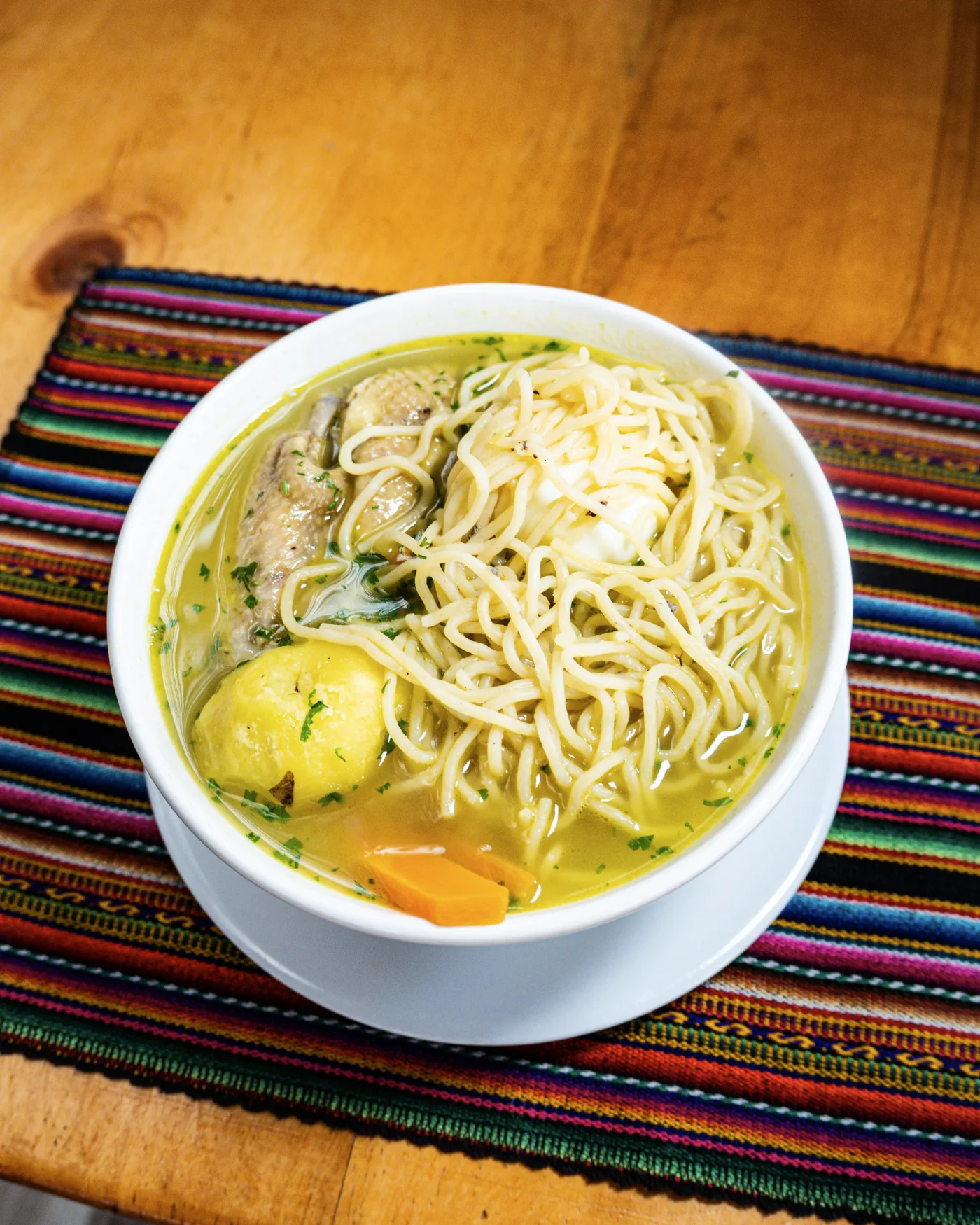 Caldo de gallina tradicional